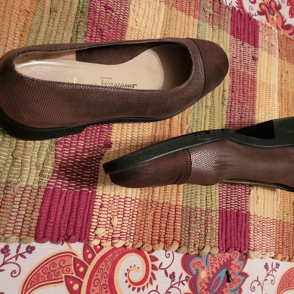 SALVATORE Farragamo Shoes - Picture 3 of 7